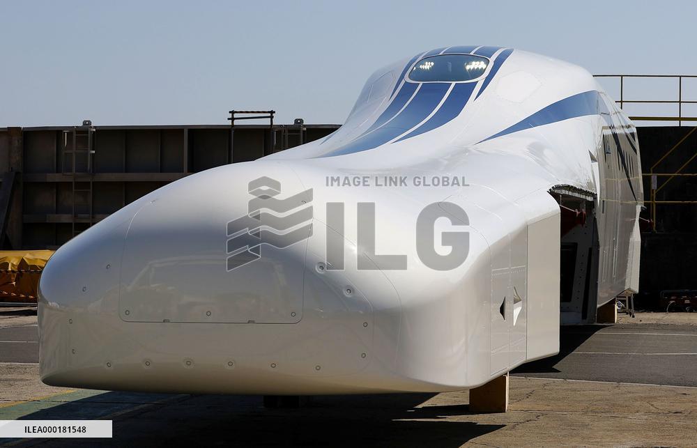 Maglev train