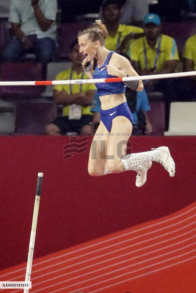 Athletics: women's pole vault at world c'ships