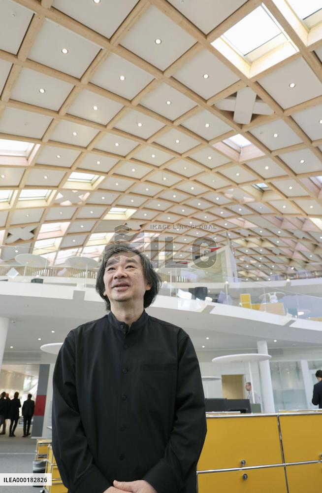 Japanese architect Shigeru Ban