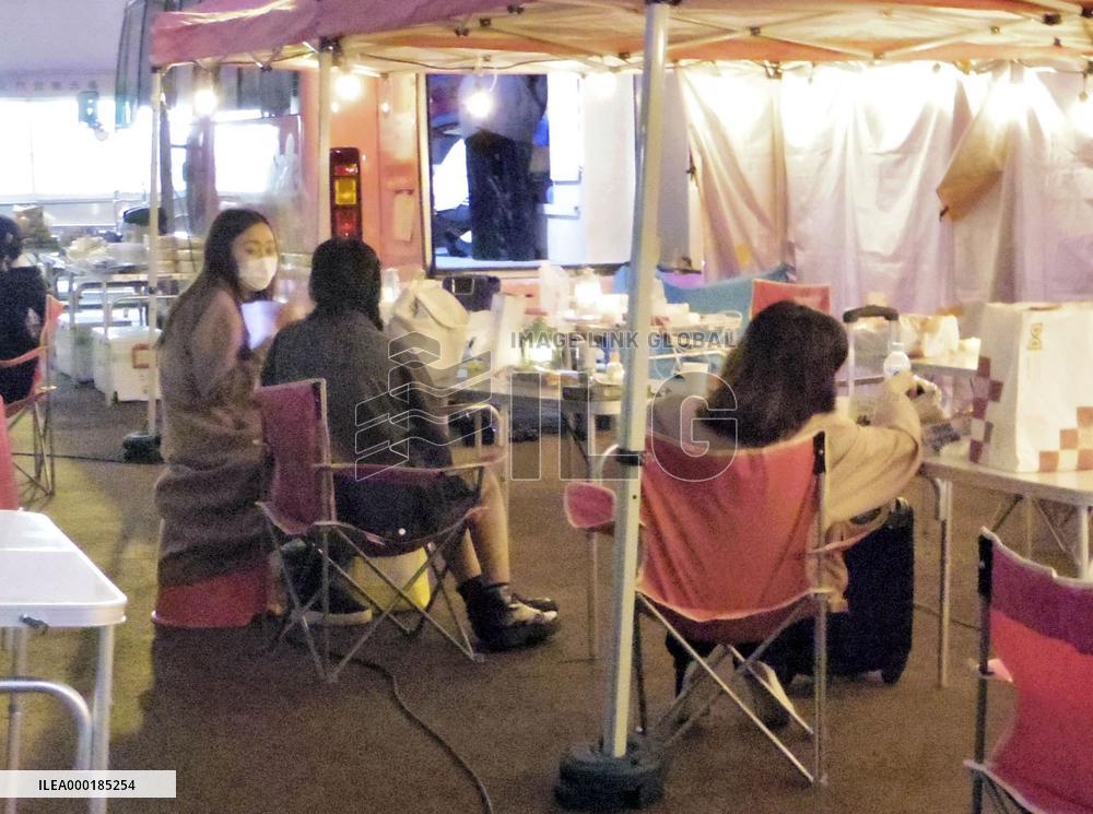 Cafe bus in Tokyo for troubled young women