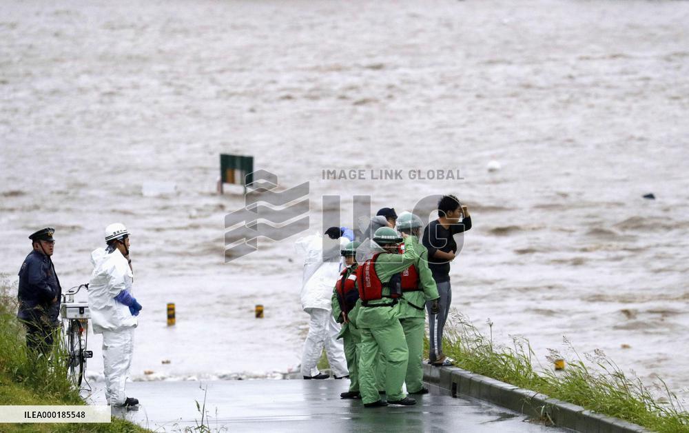 Powerful typhoon in Japan