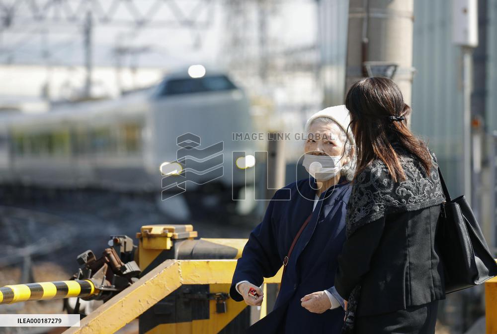 15th anniversary of train derailment in western Japan