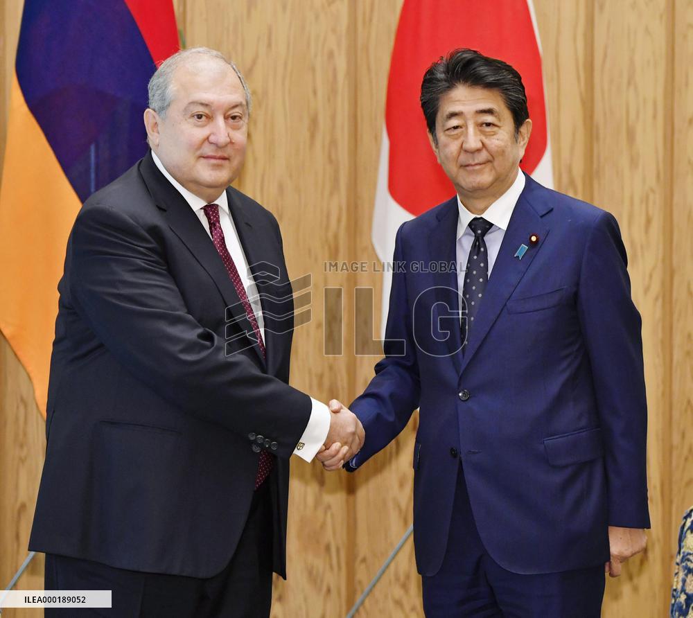 Japan-Armenia talks