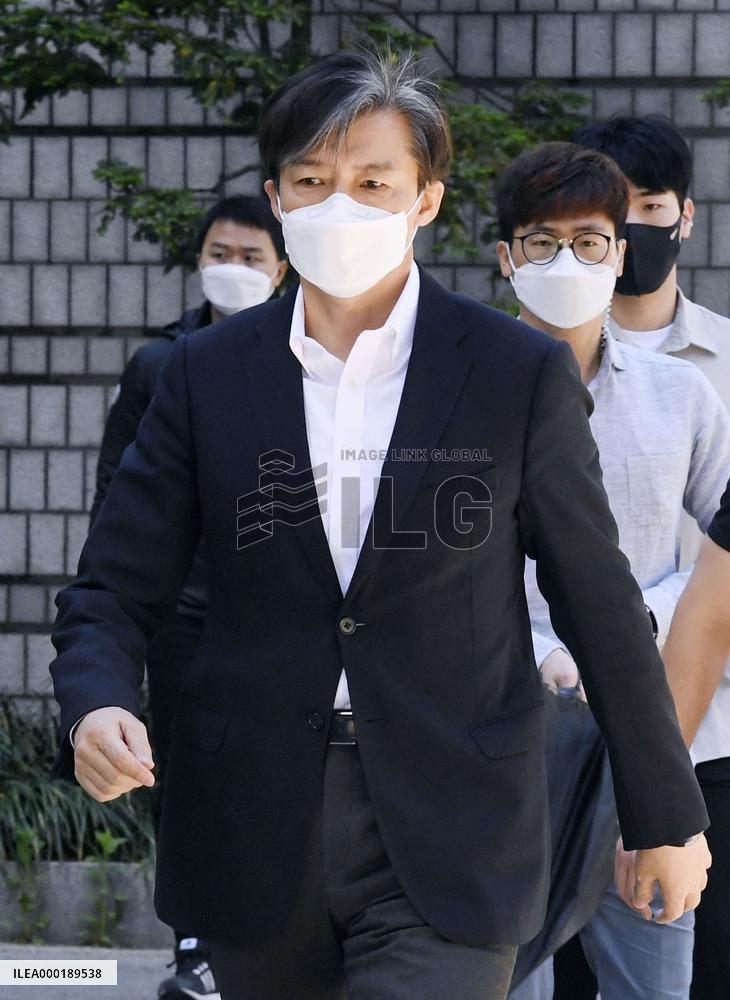 First hearing of former S. Korean Justice Minister Cho
