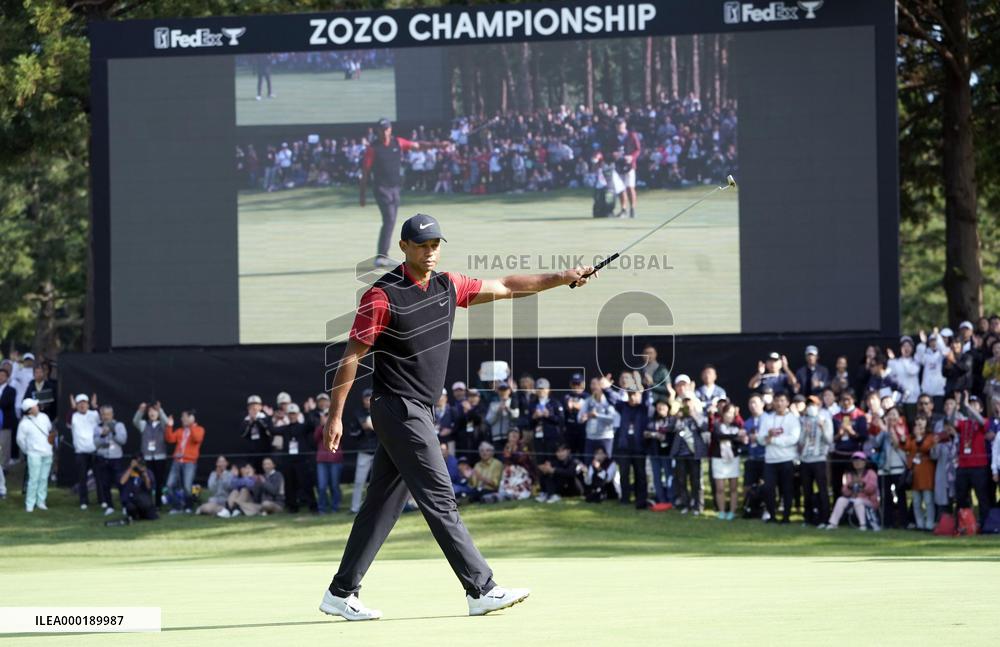 Golf: Tiger Woods in Japan