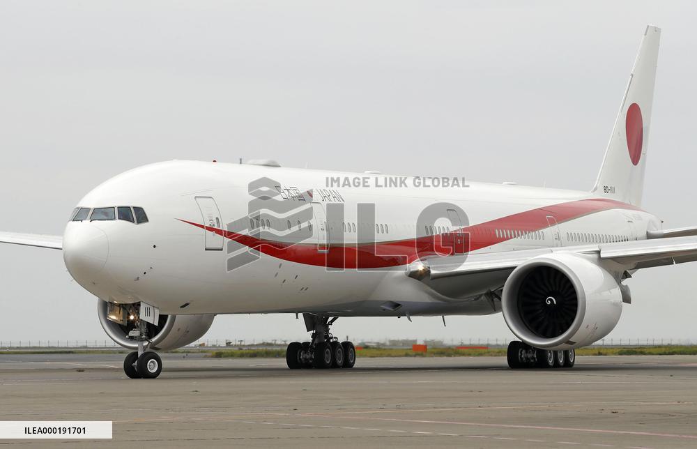 Minor fire in Japan gov't plane taking Abe to Thailand