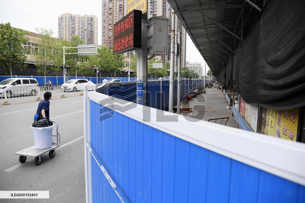 Scenes in Wuhan