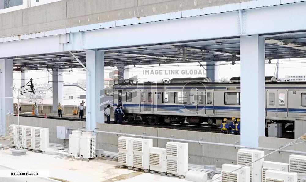 Train car derailment in Tokyo