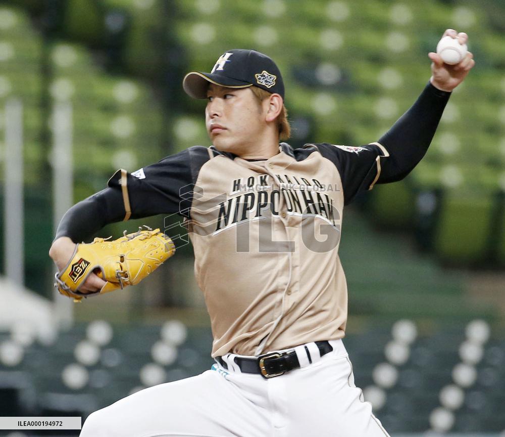 Baseball: Opening series in Japan