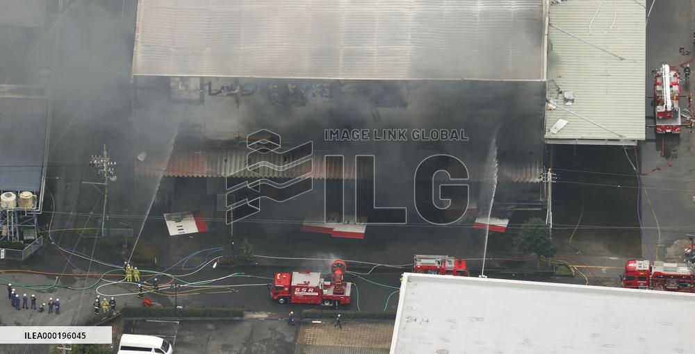 4 missing after warehouse fire in central Japan