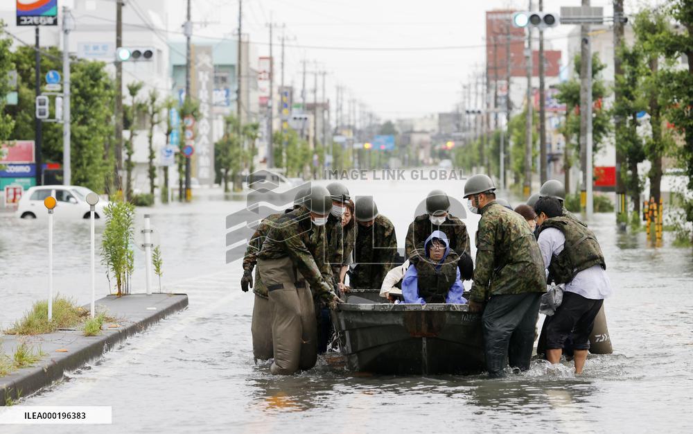 Torrential rain in southwestern Japan