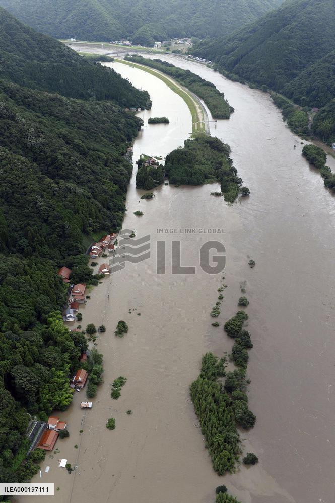 Heavy rain in western Japan