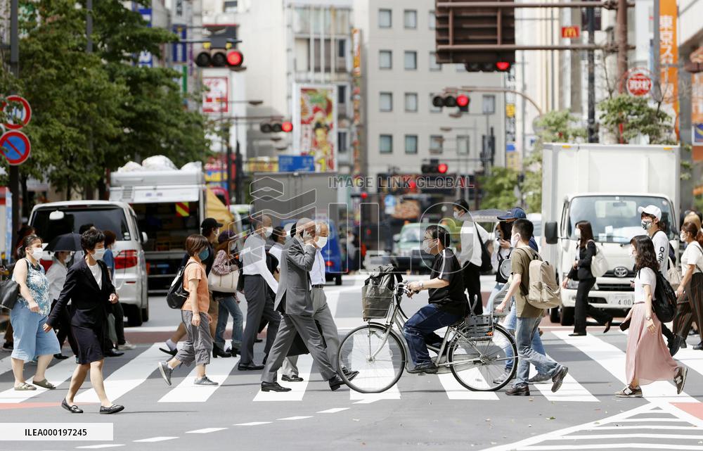 Tokyo reports over 280 coronavirus cases