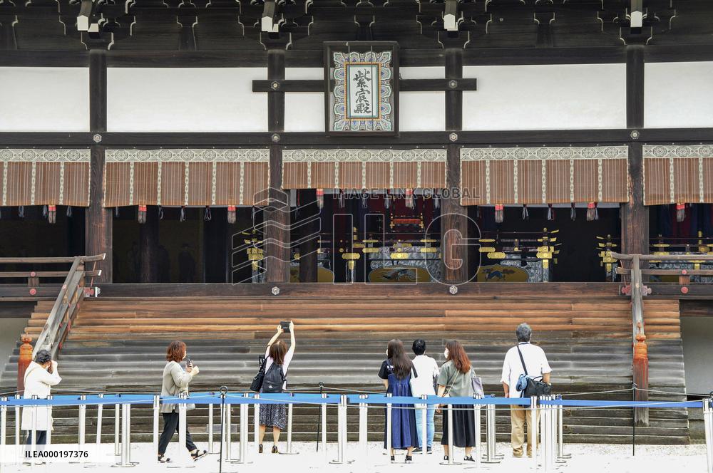 Imperial throne of emperor put on display in Kyoto