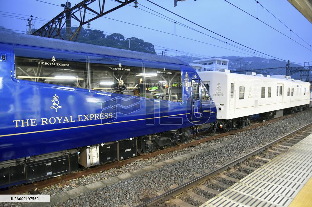 Luxury train Royal Express