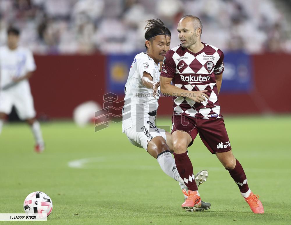 Football: Vissel Kobe v Gamba Osaka