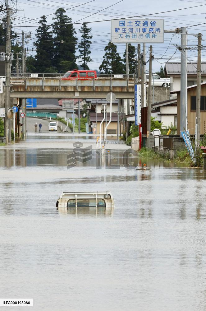 Heavy rain in northeastern Japan