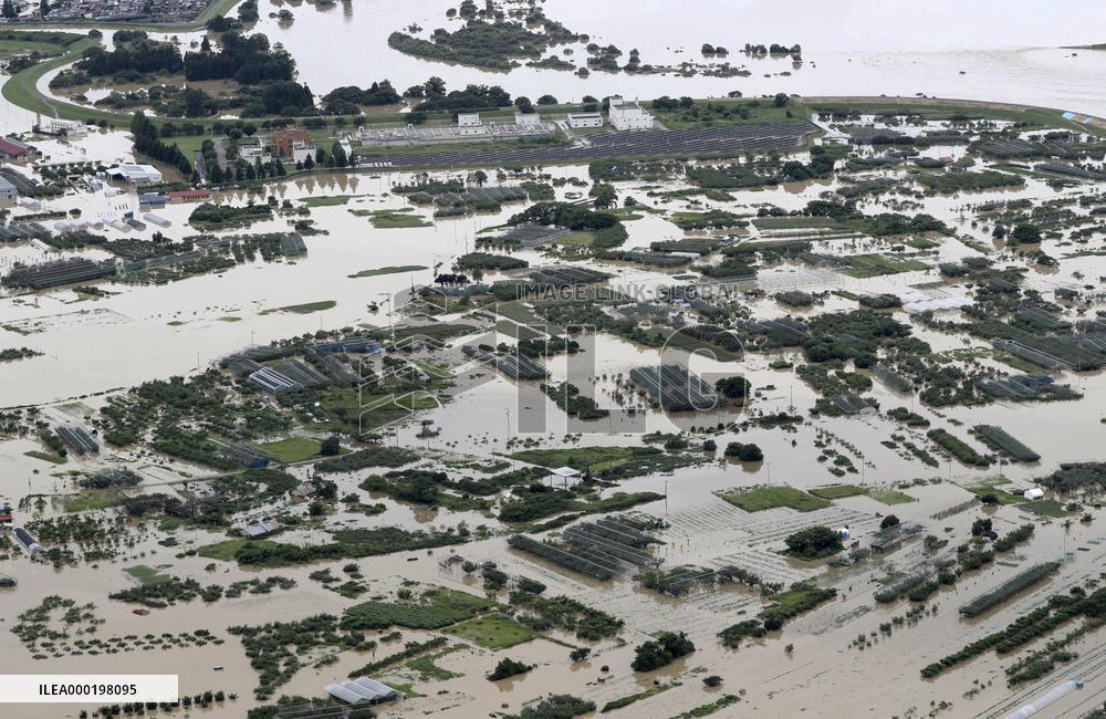 Heavy rain in northeastern Japan