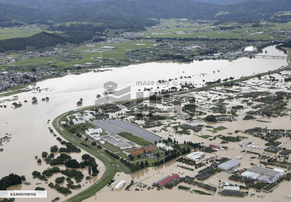 Heavy rain in northeastern Japan