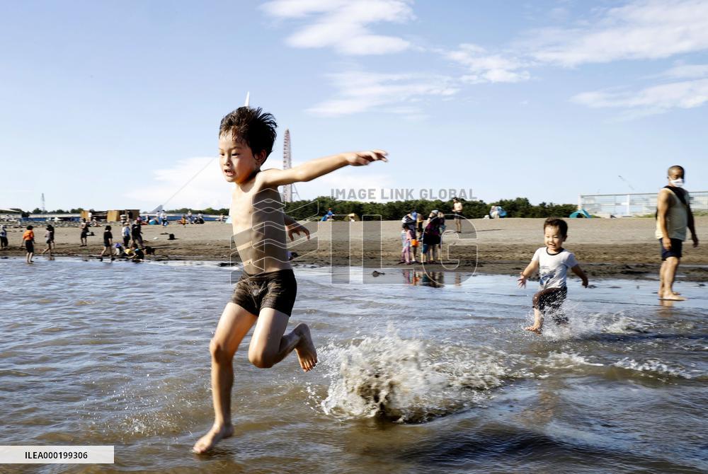 Summer heat in Tokyo