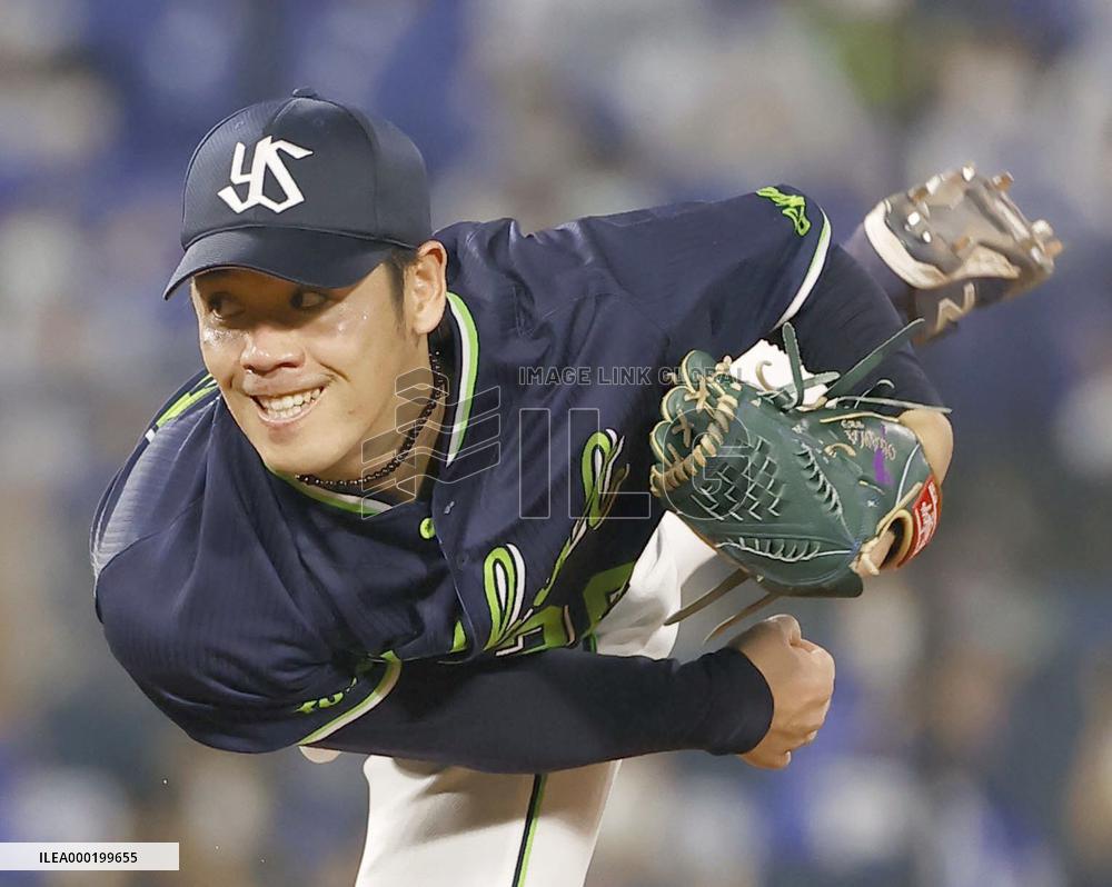 Baseball: Swallows' Ogawa throws no-hitter