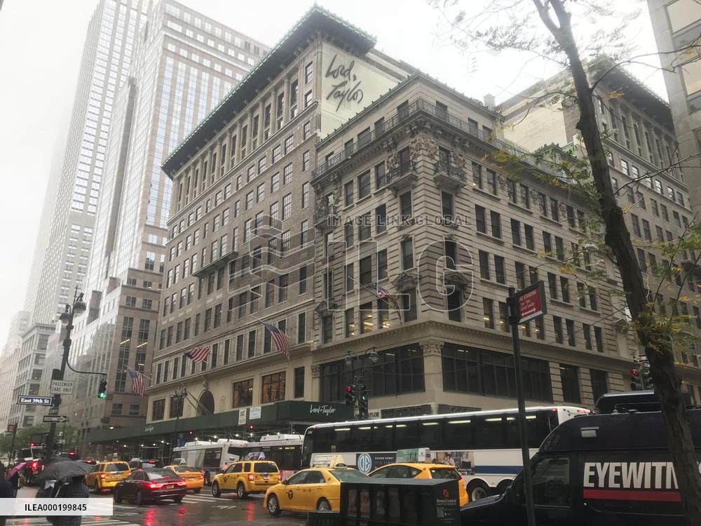 Amazon to open N.Y. office in ex-department store bldg.