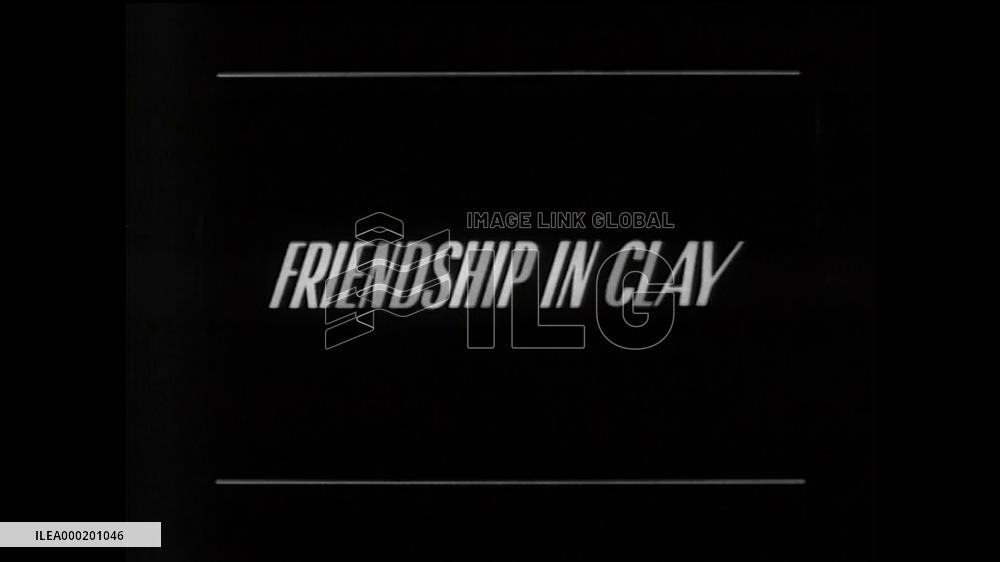 FRIENDSHIP IN CLAY