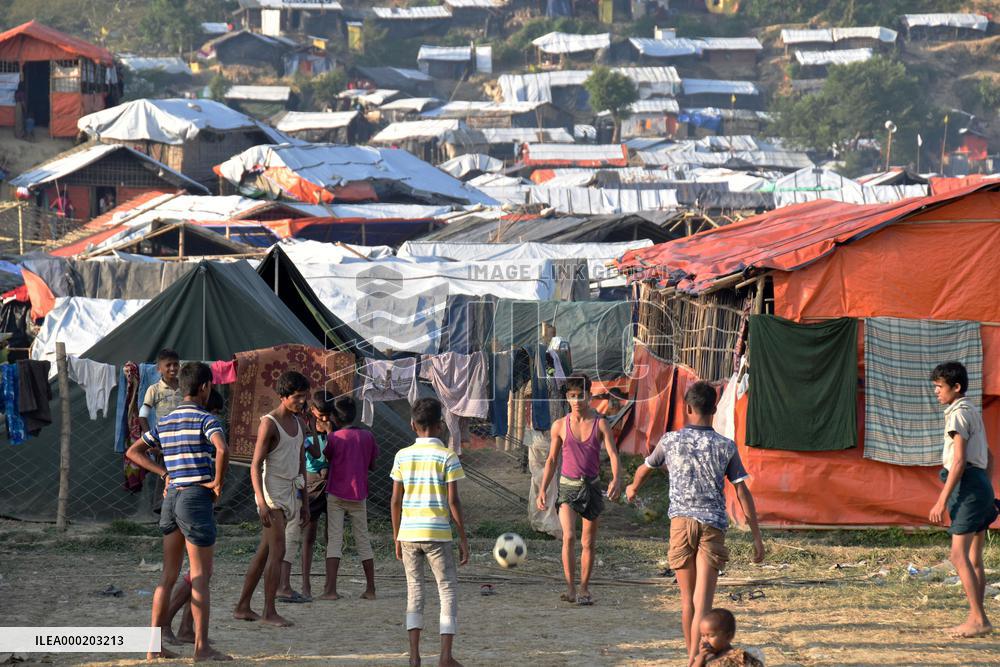 Rohingya refugees