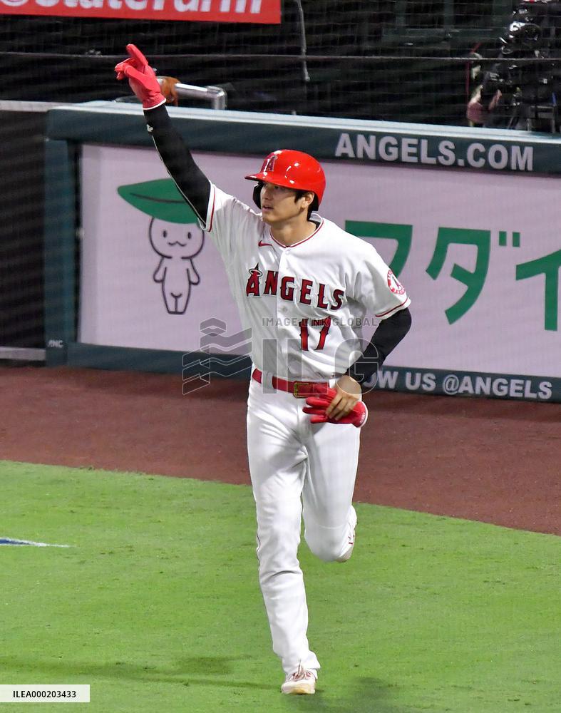 Baseball: Angels v Rangers