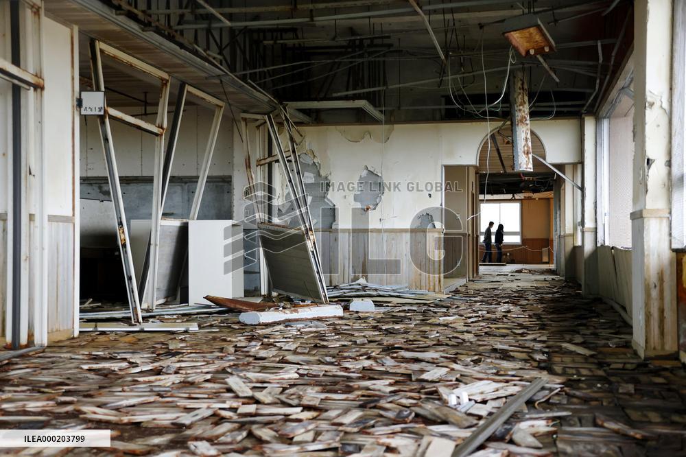 Disaster-hit elementary school