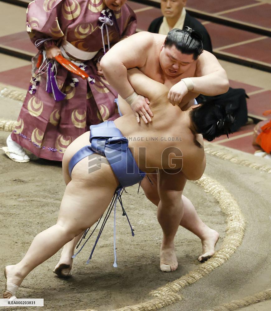 Sumo: Shodai clinches 1st-ever title
