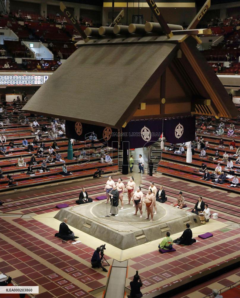 Autumn Grand Sumo Tournament