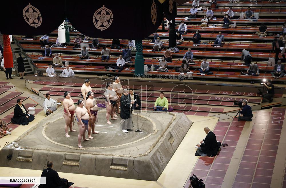 Autumn Grand Sumo Tournament