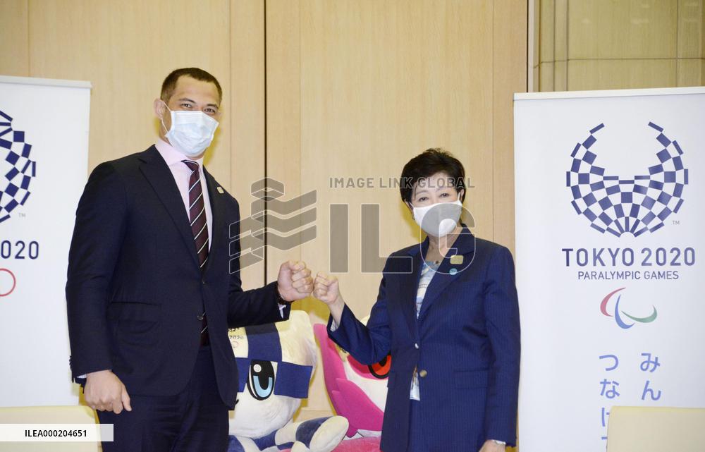 Tokyo Gov. Koike, Sports Agency chief Murofushi