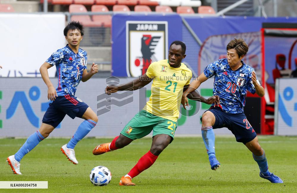 Football: Japan-Cameroon friendly