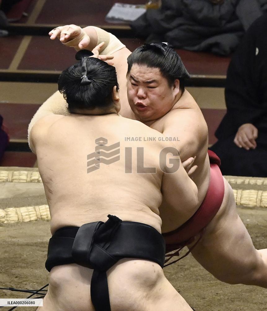 New Year Grand Sumo Tournament