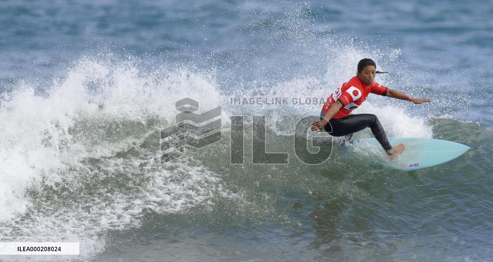 Surfing: Mahina Maeda at Japan Open