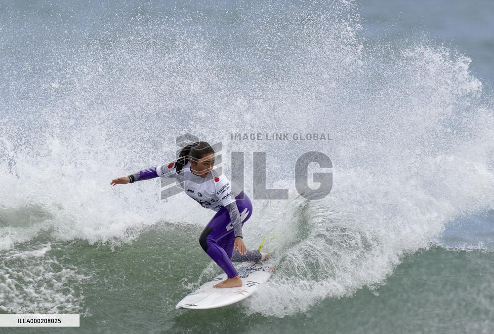 Surfing: Sara Wakita at Japan Open