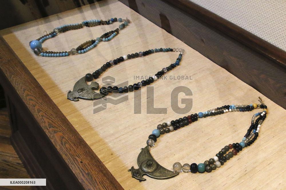 Exhibition on Ainu indigenous people's handicrafts
