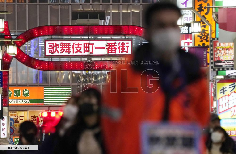 Tokyo logs record 584 coronavirus cases