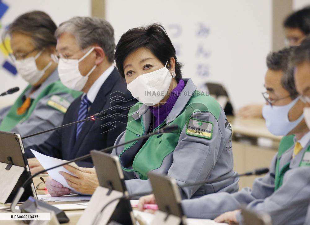 Concern grows over strain on virus-related medical manpower in Tokyo