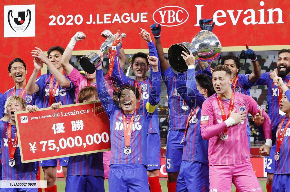 Football: FC Tokyo claim Levain Cup with 2-1 win over Kashiwa Reysol