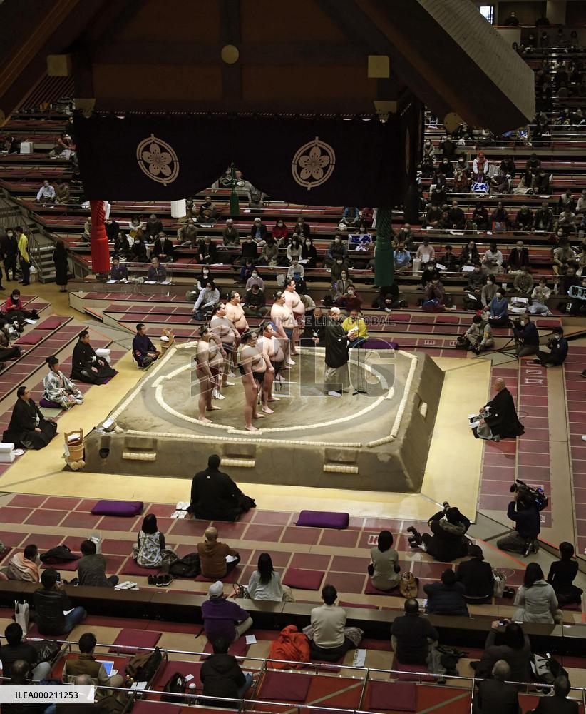New Year Grand Sumo Tournament amid pandemic