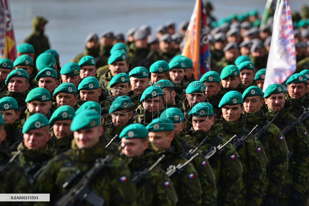 general rehearsal of military parade