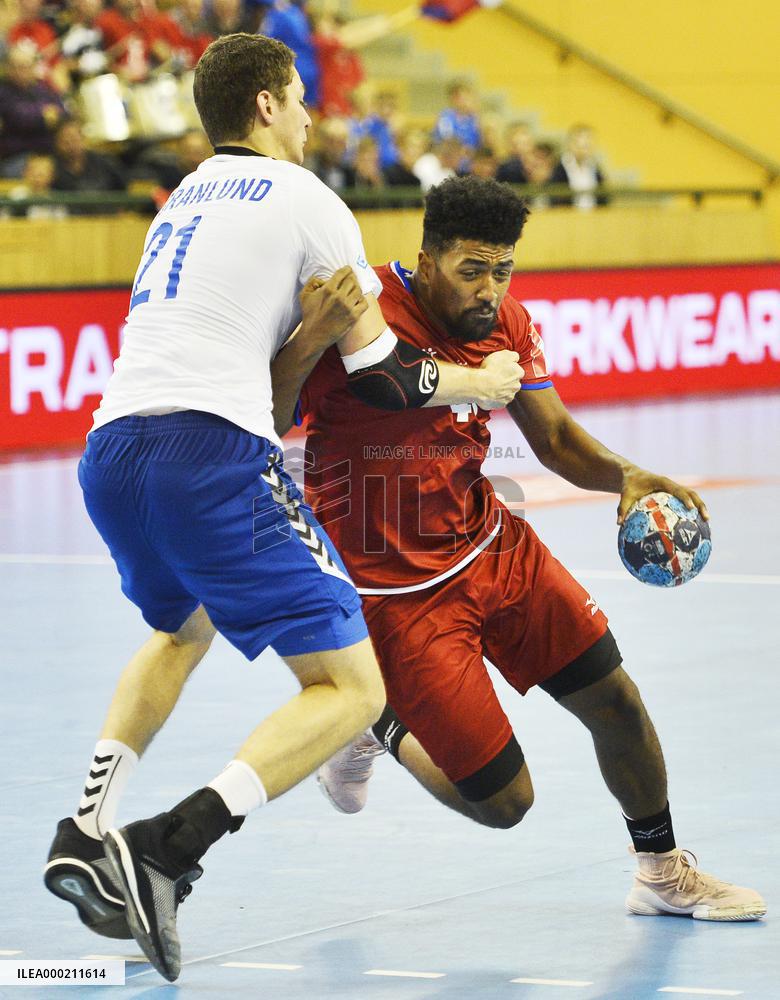 Max Granlund, Dieudonne Mubenzem