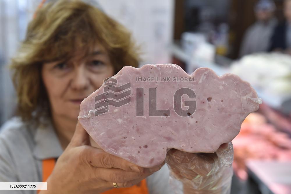 ham in the shape of the Czech Republic