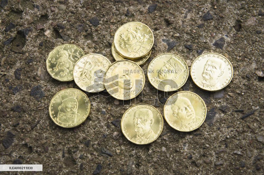 20-crown coins with the portraits of T. G. Masaryk, M. R. Stefanik and Edvard Benes