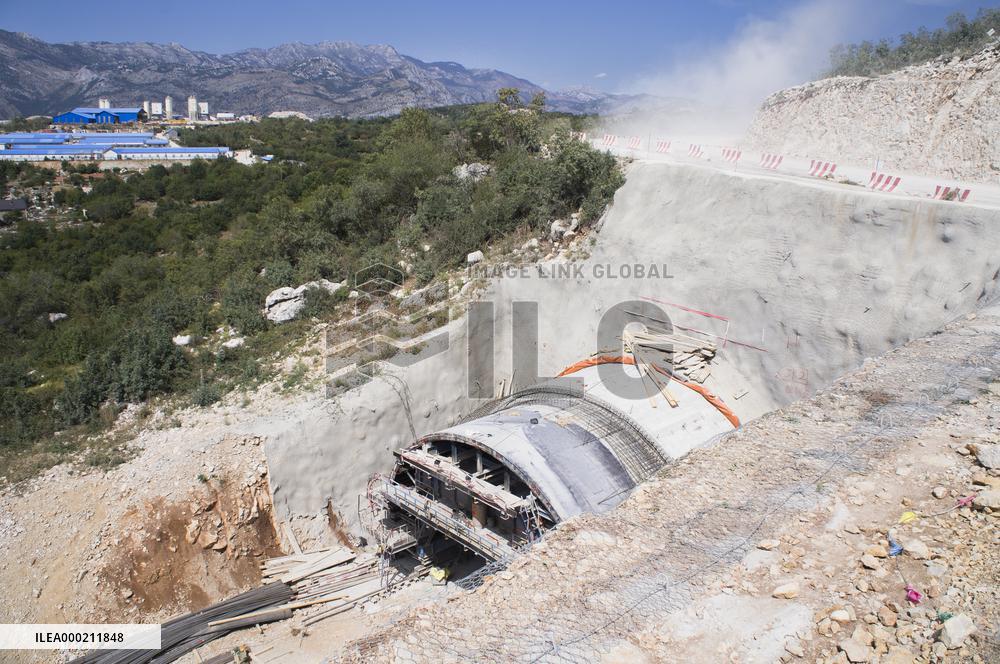 construction site of the Bar-Boljare motorway, highway, landscape, construction of the Kosman tunnel