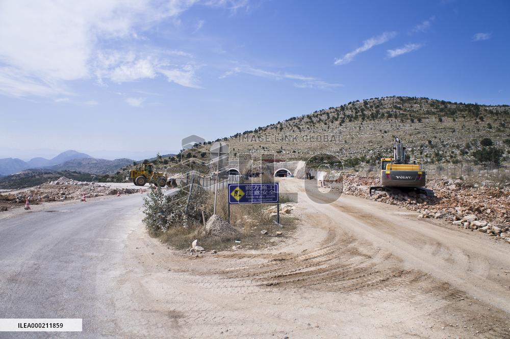 construction site of the Bar-Boljare motorway, Kosman tunnel, highway, landscape, sign, warning, Chinese characters