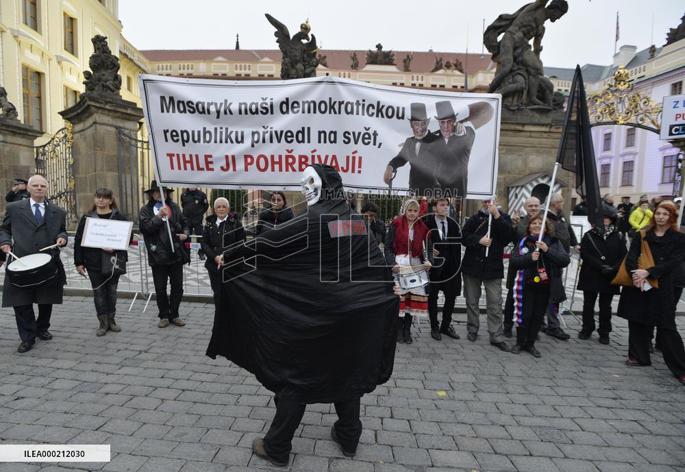 march for democracy in the form of a mourning procession in Prague